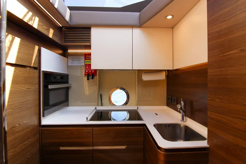 Fortunato Yacht Photos Pics 