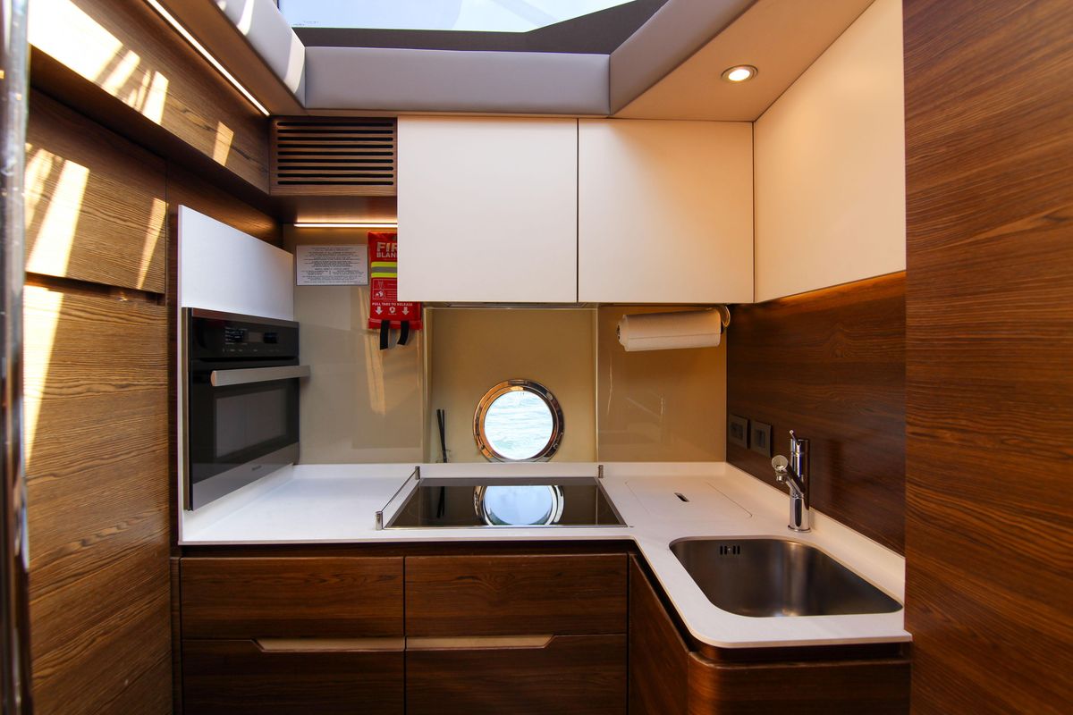 2016 Azimut 50 