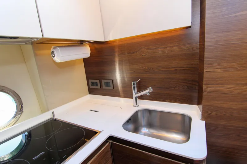 Fortunato Yacht Photos Pics 