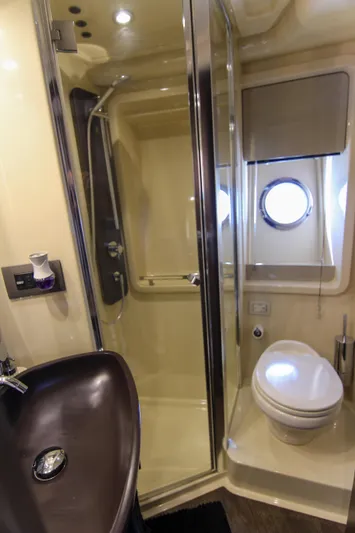 Fortunato Yacht Photos Pics 