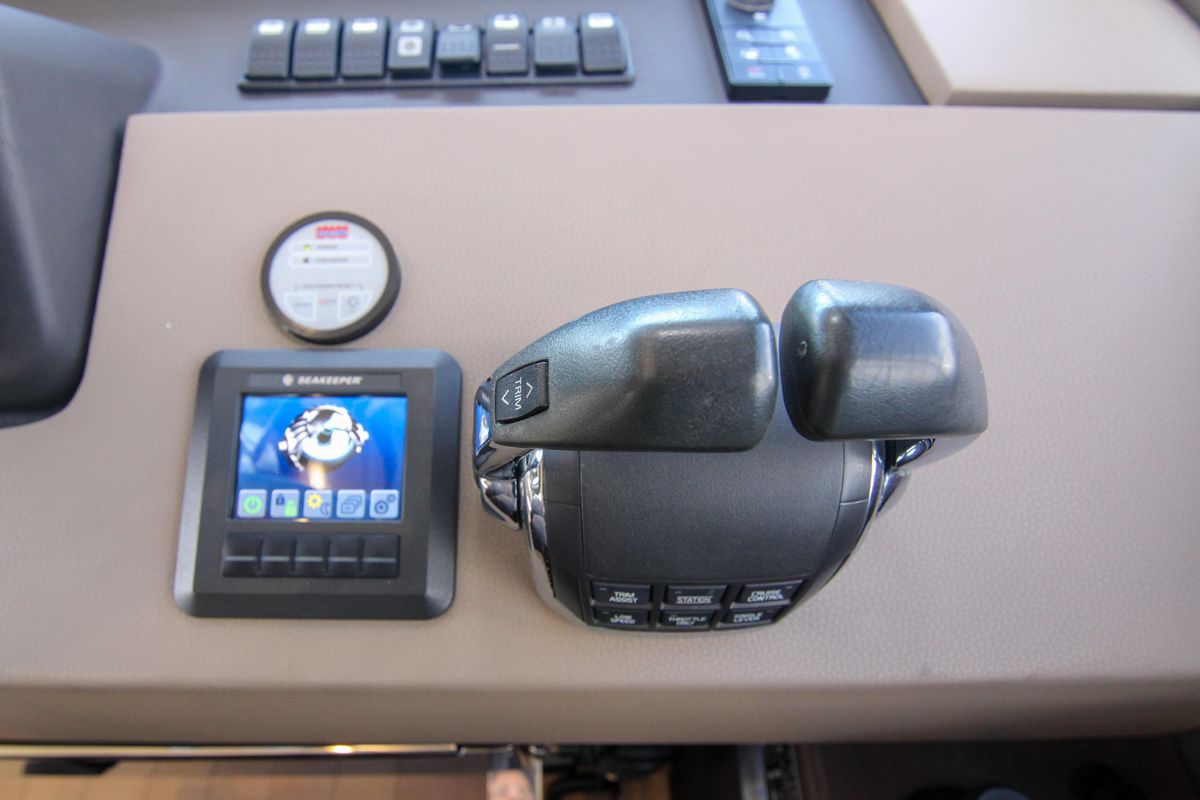 2016 Azimut 50 