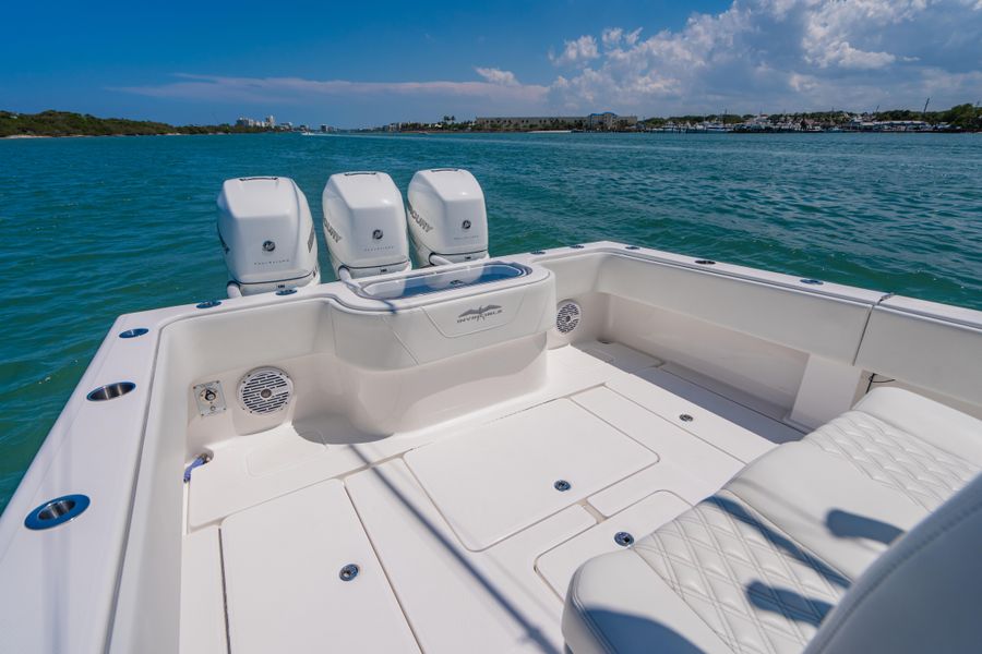 2021 Invincible 36 Center Console