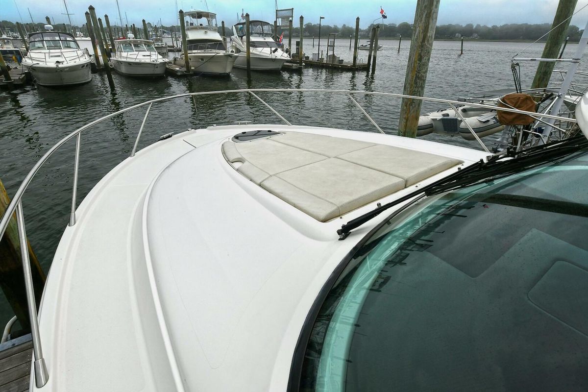 2015 Tiara Yachts 44 