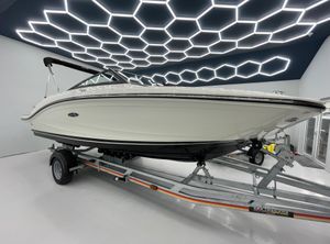 2023 Sea Ray SPX 190 OB