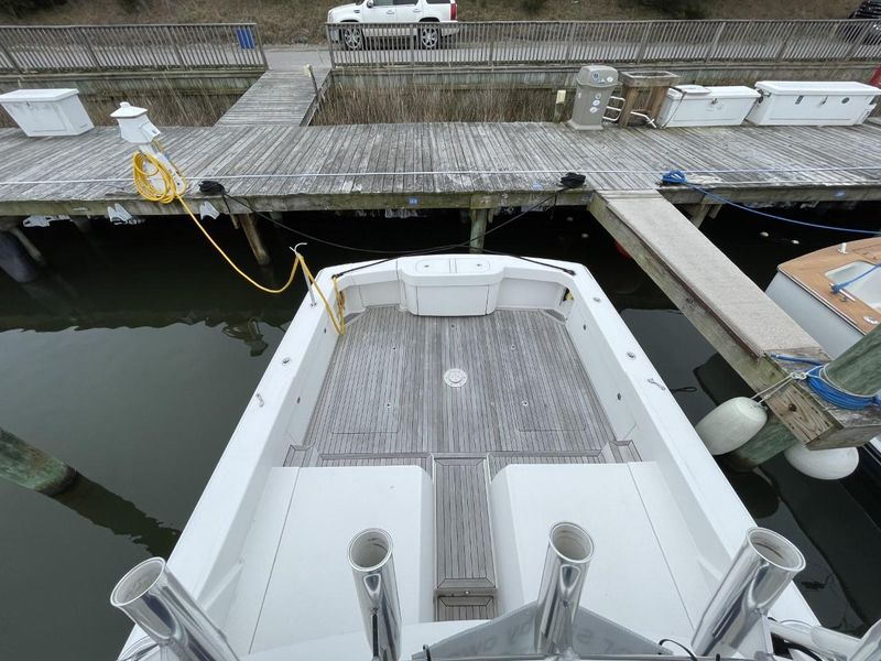 2017 Bertram 35 Flybridge