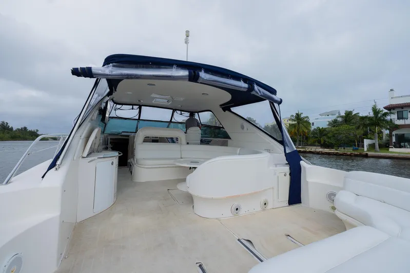 Paulay D Yacht Photos Pics 2005 Sea Ray 600 Sun Sport yacht with spacious deck and seating area.