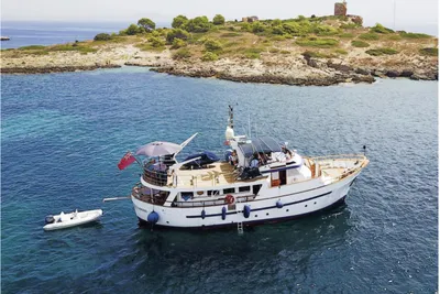 Southern Marine Trawler Displacement
