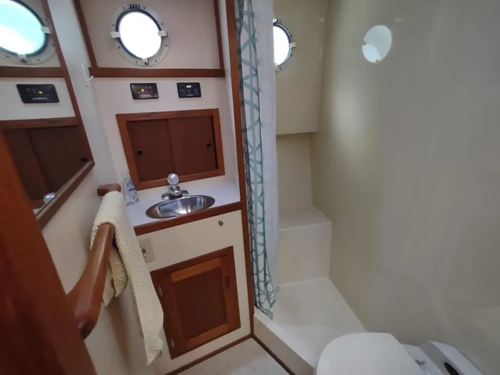 Kotuku Yacht Photos Pics 