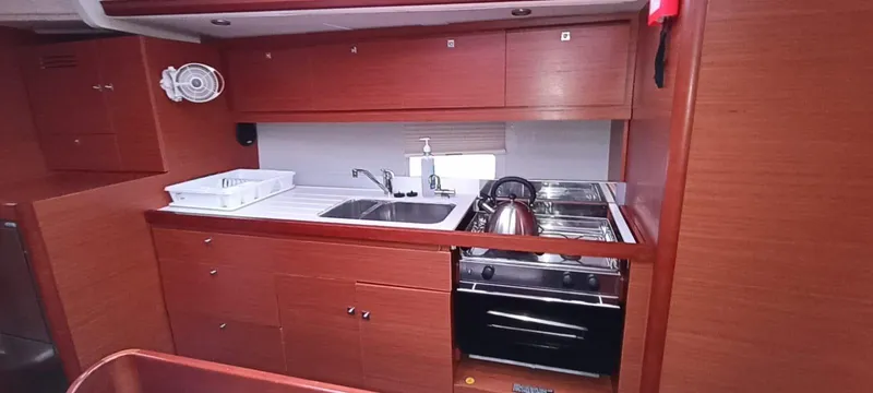 Sunny Mango Yacht Photos Pics 