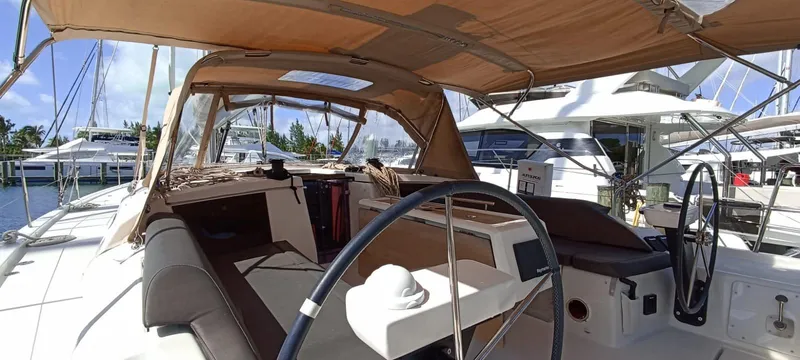 Sunny Mango Yacht Photos Pics Dufour 430
