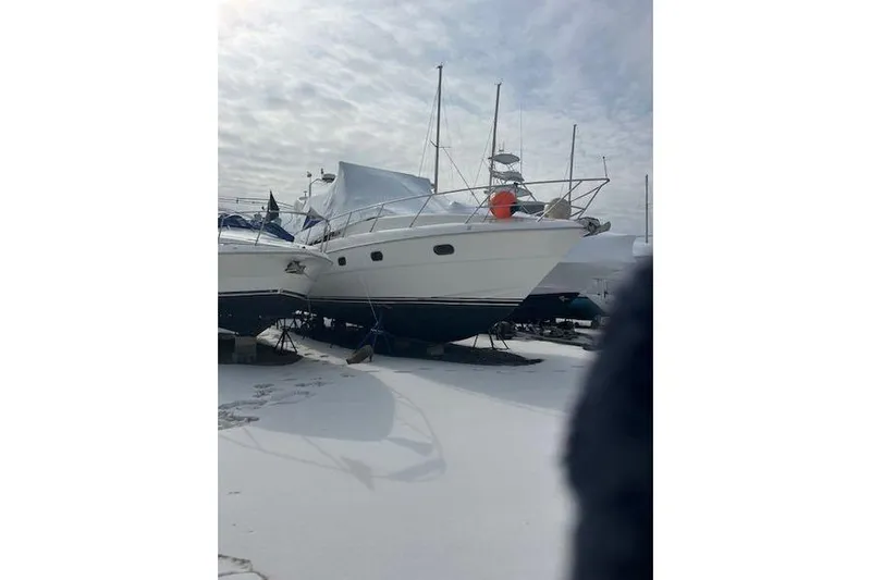  Yacht Photos Pics 2001 Viking Princess yacht on snowy ground, urgent sale.
