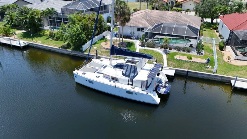 Aquamarine Yacht Photos Pics 