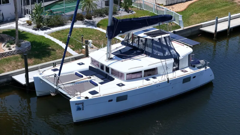 Aquamarine Yacht Photos Pics 