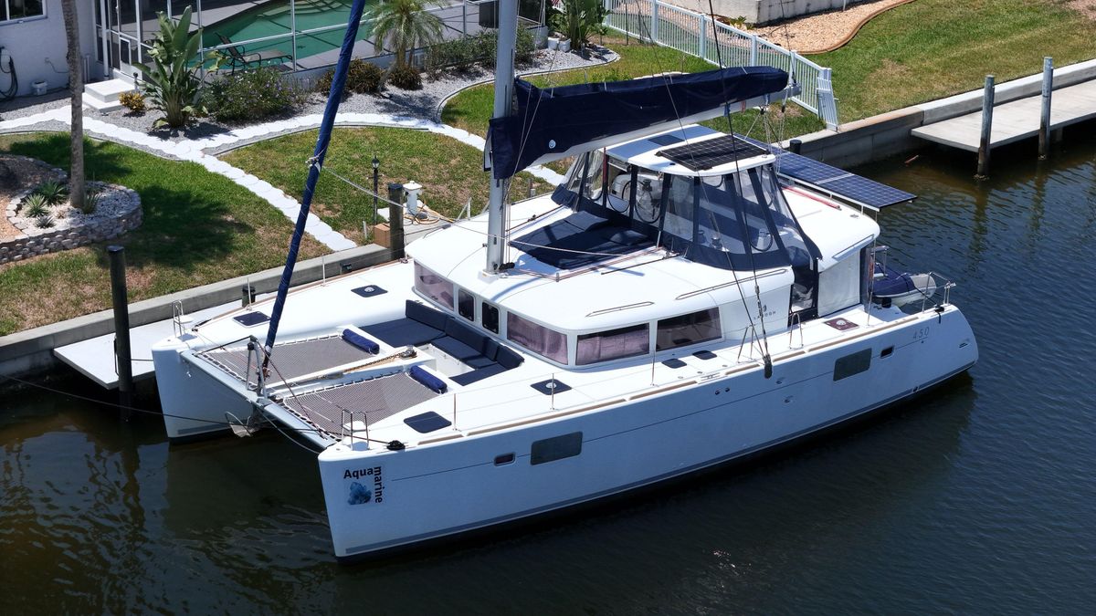 2013 Lagoon 45 