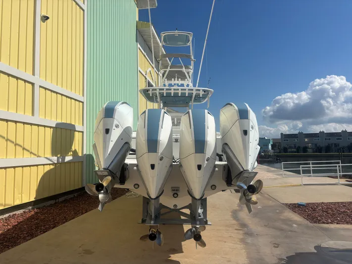  Yacht Photos Pics 2021 BAHAMA 41 - Image 11