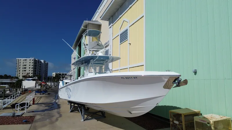  Yacht Photos Pics 2021 BAHAMA 41 - Image 2