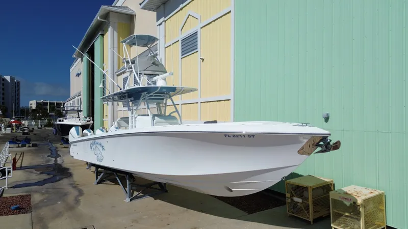  Yacht Photos Pics 2021 BAHAMA 41 - Image 7