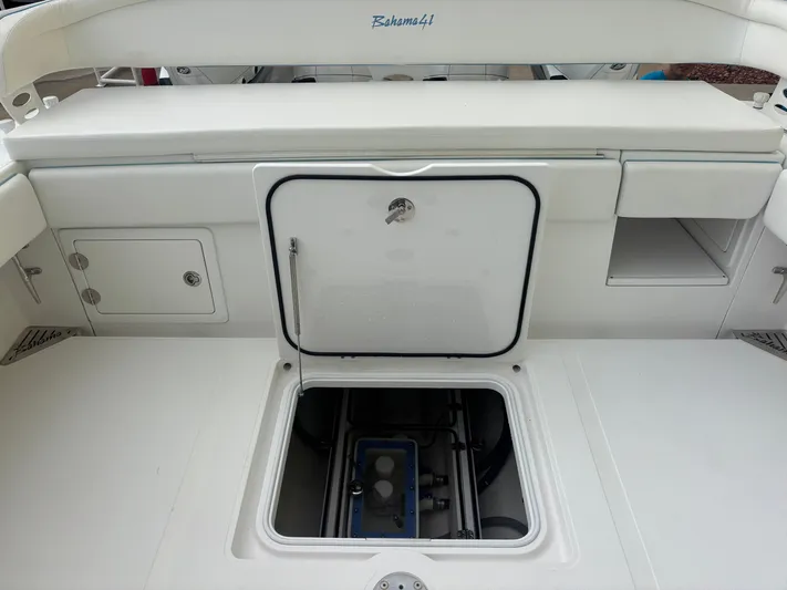  Yacht Photos Pics 2021 BAHAMA 41 - Image 97