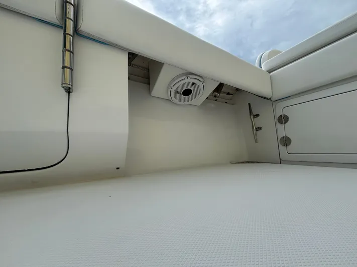  Yacht Photos Pics 2021 BAHAMA 41 - Image 94