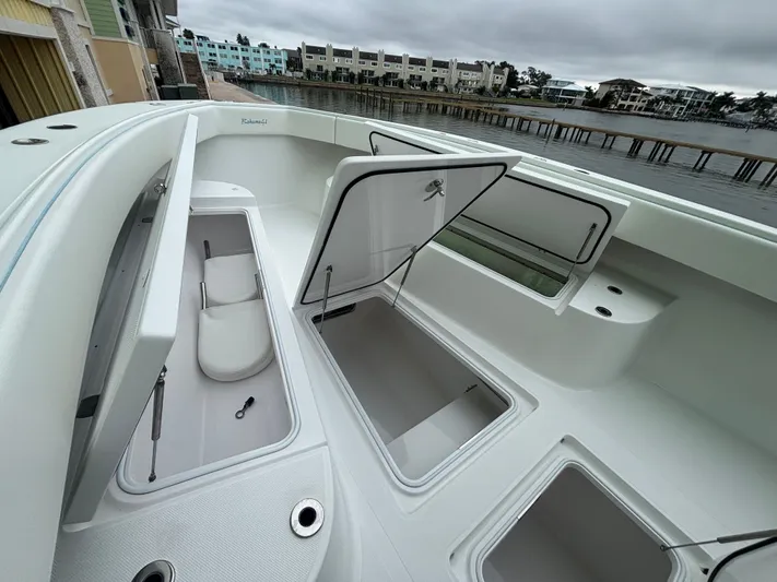  Yacht Photos Pics 2021 BAHAMA 41 - Image 29