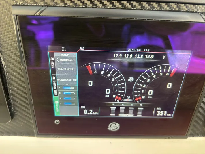  Yacht Photos Pics 2021 BAHAMA 41 - Image 34