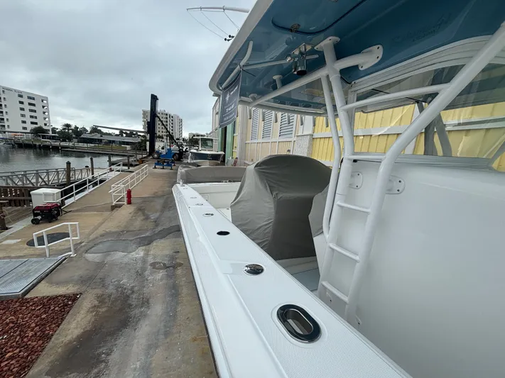  Yacht Photos Pics 2021 BAHAMA 41 - Image 16