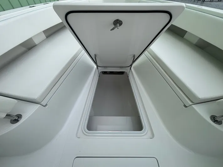  Yacht Photos Pics 2021 BAHAMA 41 - Image 58