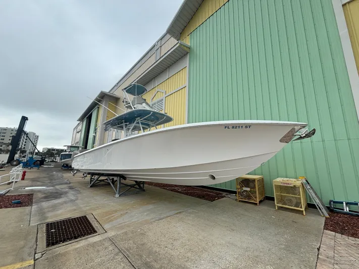  Yacht Photos Pics 2021 BAHAMA 41 - Image 10