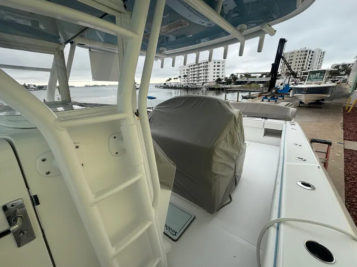  Yacht Photos Pics 2021 BAHAMA 41 - Image 23