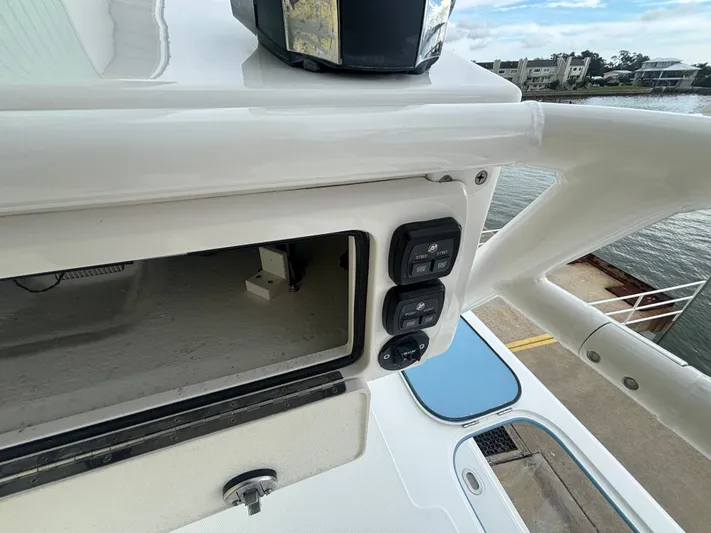  Yacht Photos Pics 2021 BAHAMA 41 - Image 41