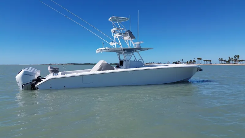  Yacht Photos Pics 2021 BAHAMA 41 - Image 5