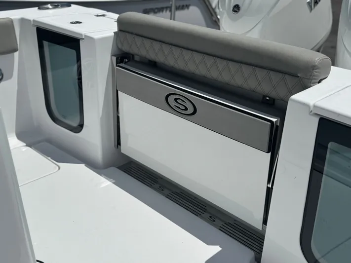  Yacht Photos Pics 2025 SPORTSMAN 262 OPEN - Image 7