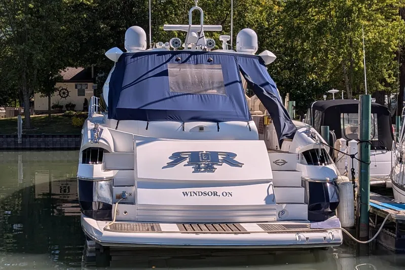  Yacht Photos Pics 2006 Sunseeker Predator 68 yacht docked in Windsor, Ontario marina.