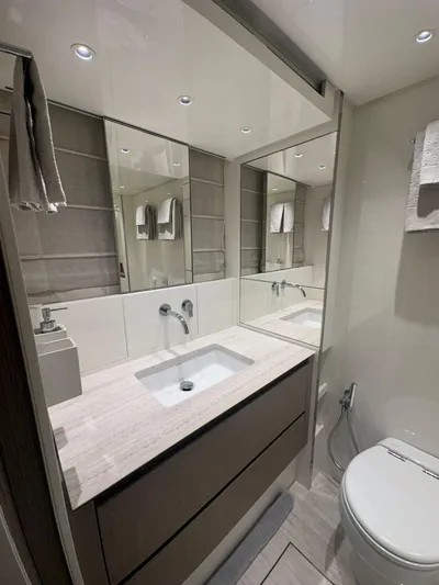  Yacht Photos Pics PHOTO-2025-07-23-22-47-11 3.jpg