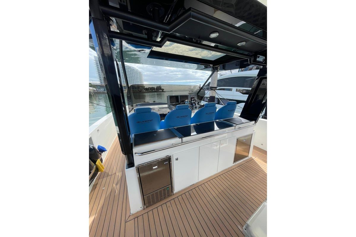 2021 De Antonio Yachts 42 