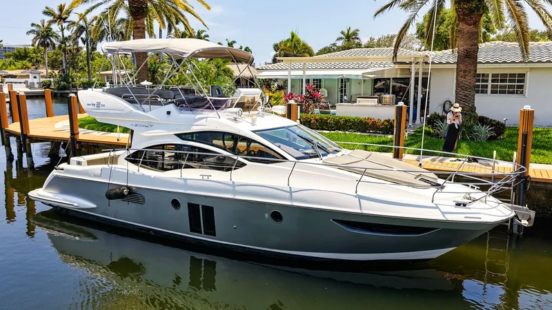 Queen Of Ark Yacht Photos Pics 