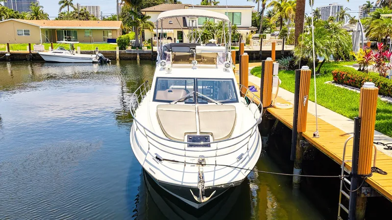 Queen Of Ark Yacht Photos Pics 