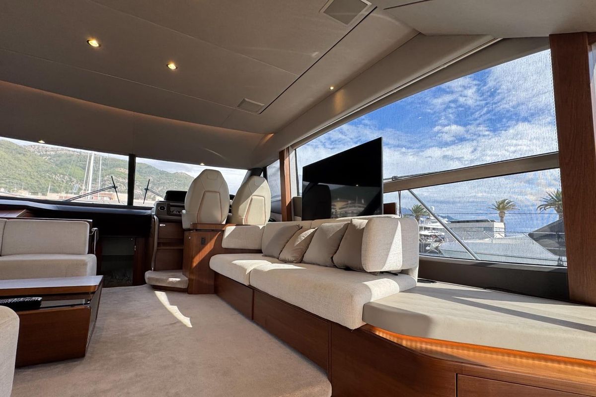 2019 Princess 57 