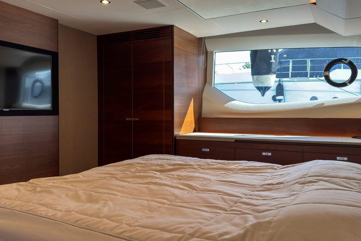2019 Princess 57 