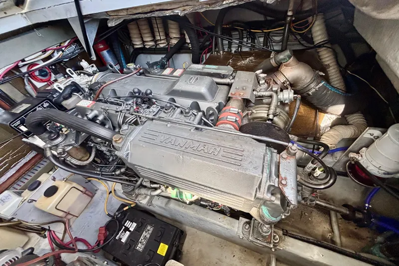  Yacht Photos Pics Engine compartment of a 2002 Luhrs 32 Open boat with Yanmar engine.