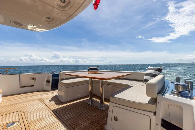 Septembre Yacht Photos Pics 