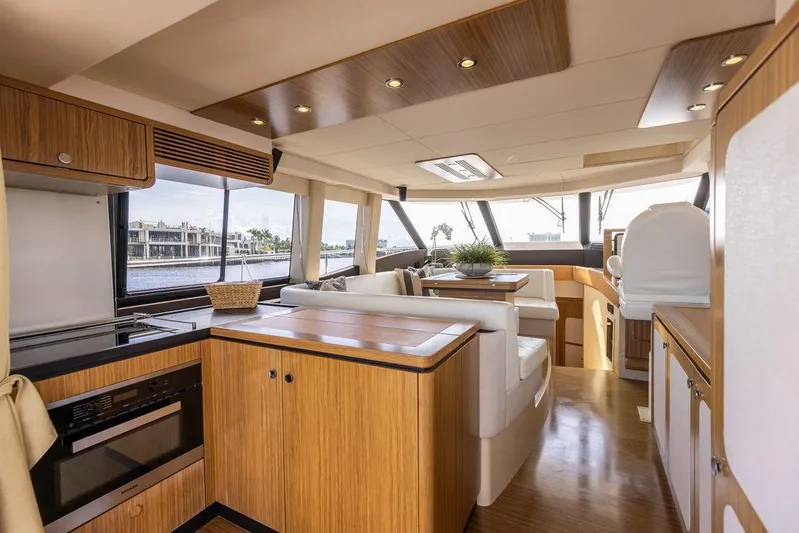 Septembre Yacht Photos Pics 