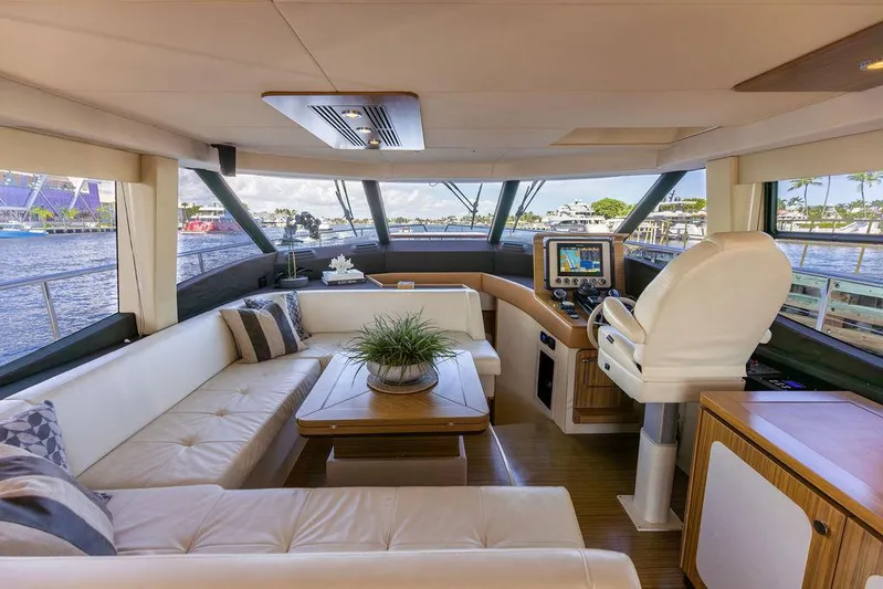 Septembre Yacht Photos Pics 