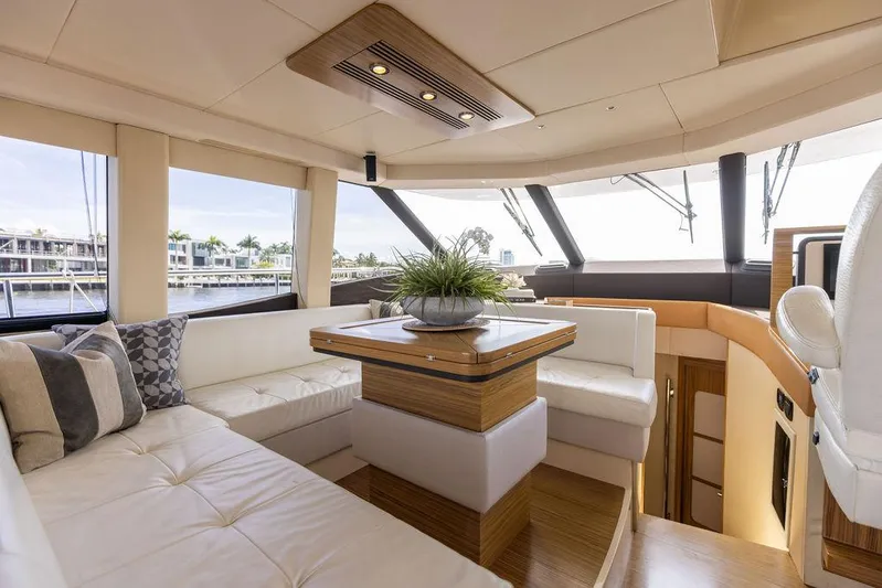 Septembre Yacht Photos Pics 