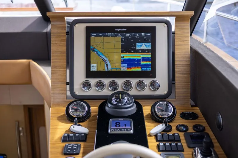 Septembre Yacht Photos Pics 