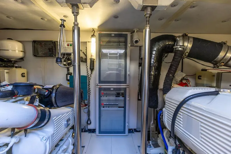 Septembre Yacht Photos Pics 