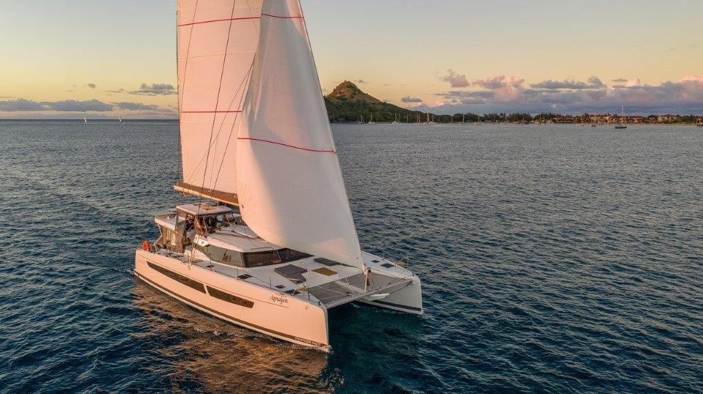 2022 Fountaine Pajot 51 