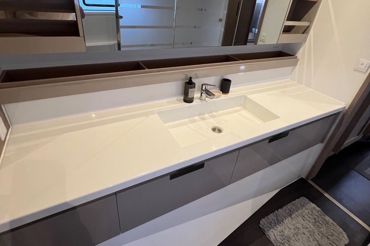 2022 Fountaine Pajot 51 