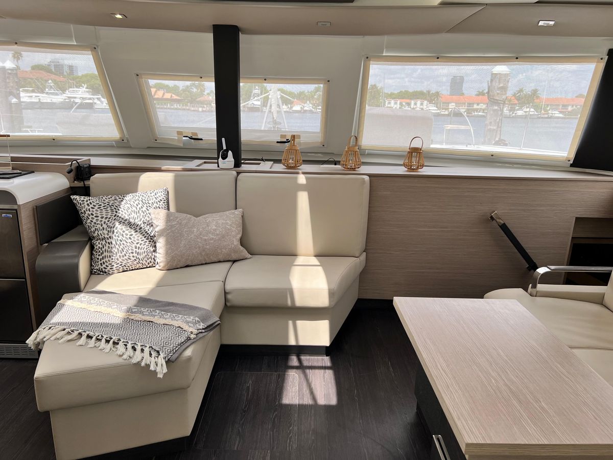2022 Fountaine Pajot 51 