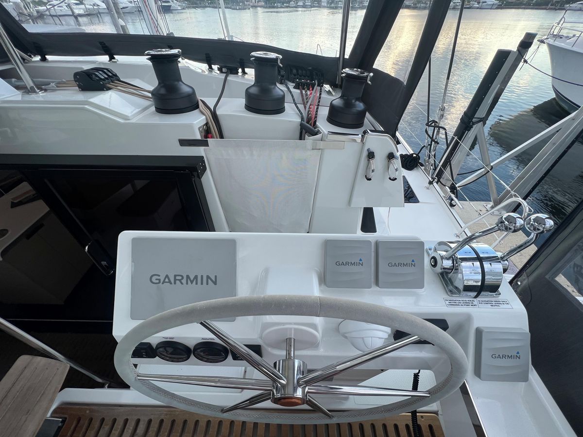 2022 Fountaine Pajot 51 